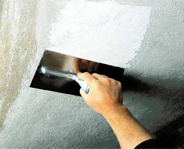 Как шпаклевать потолок под покраску - фото