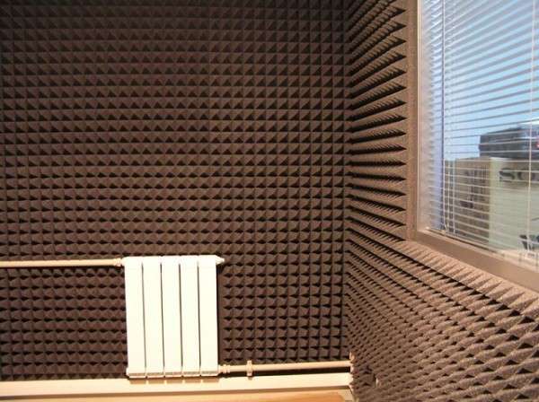Какими материалами и как выполняется шумоизоляция стены - фото